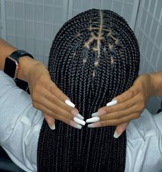 Push Back Hairstyles Black Women, Push Back Hairstyles, Hairstyles For Black Women 2022, Braids 2022, Braid Cornrows, Braids Hairstyles For Black Women, Healthy Black Hair, Knotless Braid, Braid Extensions