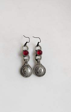 Beautiful Afghan Kuchi earrings, they measure about 2.5 inches long including ear wires. #S5335 They each weigh around 4.8 grams. Afghan Earrings, Afghan Jewelry Set, Afghan Jewelry, Etsy Earrings Dangle, Earrings Dangle, Ear Wires, Jewelry Earrings Dangle, Dangle Drop Earrings, Dangle Earrings