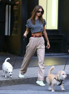 Emily Rata Plaid Wide Leg Pants, Look Retro, Red Belt, Double Denim, Cooler Look, Rectangular Sunglasses, Models Off Duty, Mode Inspo