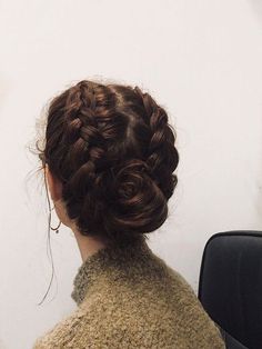 Latest Short Hairstyles, Braided Bun, January 13, Makeup Box, A Mirror, Hair Day, Pretty Hairstyles