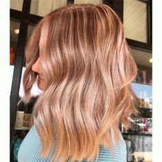 Peach Hair Pale Skin, Strawberry Blonde Ombre Balayage, Blonde Hair With Auburn Lowlights, Warm Strawberry Blonde Hair, Copper And Blonde Balayage, Pumpkin Spice Hair, Pastel Purple Hair, Fall Color Trend