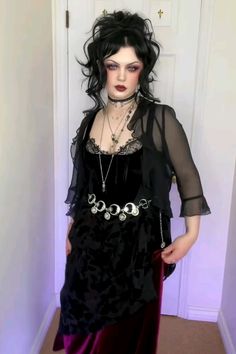 Female Metalhead Outfit, Goth Party Outfit, Traditional Goth, Trad Goth, Style Reference