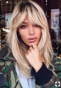 Cute Shoulder Length Haircuts, Hair With Fringe, Oblong Face Hairstyles, Long Fringe Hairstyles, Long Face Hairstyles, Oval Face Hairstyles, Shoulder Length Hair Cuts, Fringe Hairstyles, Long Hair With Bangs