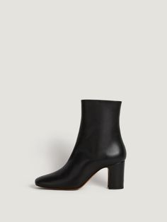 Soft black leather ankle boots | Rouje • Rouje Paris Elsa Boots Rouje, Rouje Paris Shoes, Rouje Celeste Boot, Rouje Paris, Shoe Last, Ankle Boots Black, Black Leather Ankle Boots, Boots Outfit, Your Shoes