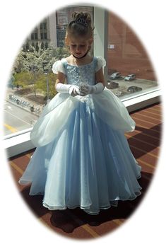 Beautiful Cinderella ball gown for your special one! Perfect for birthdays, parties, Disney trips and any special occasions. Photoed in blue, can also be made in another color. Working Time: 6-8 weeks Rush Order please inquire prior to order. Girls Size Chart Girls Size Chart (inches) inches 2T 3T 4T 5T 6 6X 7 8 10 12 14 16 Bust 20 21 22½ 23½ 24½ 25½ 25½ 26½ 27½ 29 30½ 32 Waist 19 20 21½ 22 22½ 22½ 23½ 24½ 25½ 27 28½ 30 Hollow to Hem 26 30½ 33½ 36½ 38 40 43½ 45½ 47½ 49½ 52 54½ Cinderella Dress For Kids, Cinderella Ball Gown, Cinderella Dress For Girls, Cinderella Ball, Cinderella Gown, Cocktail Bridesmaid Dresses, Cinderella Dress, Cinderella Birthday, Girls Dresses Online