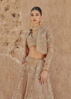 Indian Bridal Golden Coral Lehenga Choli Wear is vigorously adorned in a brilliant white broad worked open shoulder pullover matched with self-brocade board lehnga with delightfully weaved whole ghair in shades of ivory bloom pink and golds in customary Organza texture and Net Weaved Choli. Your next wedding outfit is hanging tight for you.
For more details contact us on our WhatsApp 
+1 (732) 351-5426
Visit our website 
www.nameerabridal.com
#bridaldressonline #bridaloutfit #usabridalgown #usab Golden Lehnga Combination, Golden Lehenga, Suits Usa, Choli Dress, Bridal Dupatta, Perfect Bride, Net Lehenga, Lehenga Skirt, Indian Bridal Wear