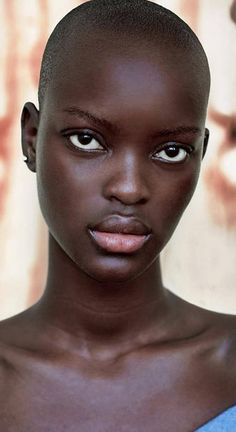 Model Tips, Going Bald, Bald Hair, Bald Women, Dark Skin Beauty, Dark Skin Women, African Beauty, Dark Beauty