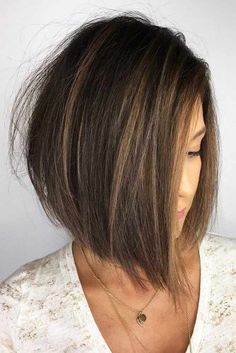 Blond Cenușiu, Bob Lung, Haircuts For Women Over 40, Chic Short Haircuts, Inverted Bob Hairstyles, Wavy Bob Haircuts, Short Hairdos, Short Haircuts For Women