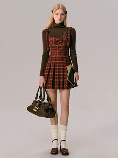 Clueless Plaid Outfit, Plaid Aesthetic Outfits, Layering Summer Dresses For Winter, Nyc Fall Fashion 2024, Melting Lady Style, Sleeveless Pinafore Dress For Fall, Fancy Style Outfits, Fitted Casual Pinafore Dress For Fall, Casual Long Sleeve Pinafore Dress