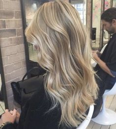 Healthy Blonde Hair, Brunette Ombre, Summer Blonde Hair, Brunette Balayage, Dirty Blonde Hair, Honey Blonde Hair, Ingrid Bergman, Blonde Hair Inspiration, Makijaż Smokey Eye