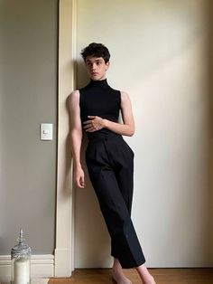 Mode Queer, Non Binary Outfits, Non Binary Fashion, Gay Outfits, Genderqueer Fashion, Androgynous Outfits, Gender Fluid Fashion, Genderless Fashion, Gay Outfit