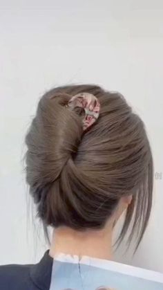 Ristawati. Manik on Instagram: "Tips ikat rambut cantik

#tutorialsanggul
#hairstyle
#ristawatimanik
#fyp" Bun Hairstyles For Long Hair, September 21, Braided Updo, Beauty Care