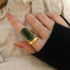 France Vintage, Green Stone Rings, Sterling Silver Wedding Rings, Bride Jewelry, Fashion Creative, Vintage Party, Silver Wedding Rings, Bride Jewellery, Gold Set