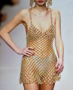 Claudia Schiffer, Naomi Campbell, Paco Rabanne, Kate Moss, Mode Vintage, Looks Style, Looks Vintage, Costume Design, Couture Fashion