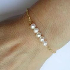 Gorgeous Boho Chic Dainty Bracelet Stunning Delicate White Pearl Bracelet As A Gift, Delicate White Pearl Bracelet As Gift, Delicate White Bracelets For Bridesmaids, Delicate White Bracelet For Bridesmaid, Dainty White Bracelets For Bridesmaid Gift, Dainty White Pearl Bracelet Gift, Delicate White Bracelets For Everyday Wear, Delicate White Pearl Bracelet Hypoallergenic, Delicate White Pearl Bracelet Skin-friendly