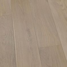 an image of wood flooring that looks like it has been cleaned and is ready to be used