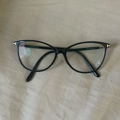 Tom Ford Cateye Glasses In Black Acetate Frames Black Cateye Glasses, Cateye Glasses, Tom Ford Glasses, Ford Black, Ford Accessories, Cat Eye Glasses, Womens Toms, Glasses Accessories, Tom Ford