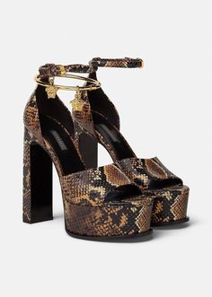 Blow Pop, Versace Heels, Fashion Shoes Sandals, Versace Shoes, Classy Shoes, Versace Home, Animal Print Shoes, Boot Jewelry, Fancy Shoes