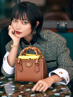 Gucci Diana Bag, Gucci Bag Outfit, Gucci Mini Marmont, Cute Laptop Bags, Louis Vuitton Multi Pochette, Bag Ysl, Trendy Purses, Gucci Brand