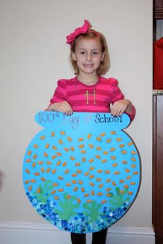 Creative 100th day of school craft. 100 goldfish in a fish bowl. 100 Days Of School Project Kindergartens, 100 Day Project Ideas, 100 Días De Clases, 100th Day Of School Crafts, 100s Day, Winter Room, 100 Day Of School Project, 100 Day Celebration