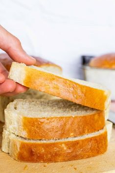 Loaf White Bread Recipes, Homemade Fluffy Sandwich Bread, Easy Bread With Bread Flour, White Bread Recipe Homemade Instant Yeast, Best Bread Recipe Easy, Farmhouse White Bread Recipe, White Bread Recipe Homemade Without Mixer, Grandmas Homemade Bread, Best Bread Recipes Ever