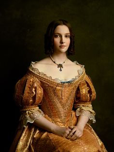 The Dressmaker, 17th Century Fashion, Fine Art Portrait Photography, Fine Art Portraiture, Golden Dress, Classic Portraits, Fine Art Portraits, Jolie Photo, Historical Costume