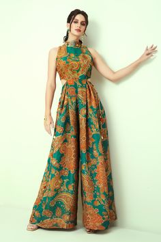 Shop for Taavare Blue Tissue Organza Floral And Paisley Print Jumpsuit for Women Online at Aza Fashions Floral Print Traditional Dress, Printed Indian Dress, Jumpsuit With Cutouts, Saree To Jumpsuit, Blue Outfits Indian, Saree Jumpsuit Outfit, Floral Print Jumpsuits For Women, Indian Paisley Pattern, Printed Indo Western Outfits