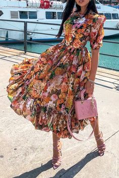 Flower Print Clothes, Inexpensive Dresses, Floral Dress Outfits, Look Boho Chic, Elegant Summer Dresses, Modest Outfit Ideas, Crew Neck Dress, Frock For Women, Outfits Dress