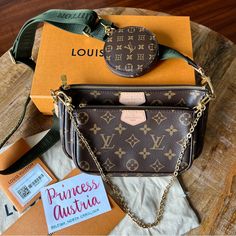 Louis Vuitton Multi Pochette Accessoires Shoulder Bag/Handbag 100% Authentic Of Course No Damage Or Markings, Except For Tiny Spots On Hardware Includes Box, Fabric Bag, And All Attachments Message Me On Instagram: @ Princesssddiana Louis Vuitton Multi Pochette, Bags Louis Vuitton, Fabric Bag, Louis Vuitton Bag, Bags Handbags, Bag Lady, Louis Vuitton, Shoulder Bag, Handbags