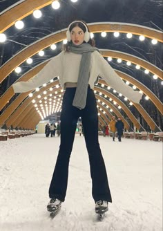 girl skating in earmuffs Winter Outfits Aesthetic Ice Skating, Ice Skating Outfit Christmas, Outfits To Go Skating In, Ice Skating Coquette Outfit, Casual But Cute Outfits Winter, Outfit Inspo For Ice Skating, Iced Out Outfit, I E Skating Outfit, Winter It Girl Outfits