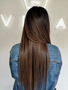 Fall Balayage Straight Hair, Caramel Balayage On Dark Hair Straight, Caramel Balayage Straight Hair, Highlights Brown Hair Balayage, Brown Hair Inspiration, Girl Hair Colors