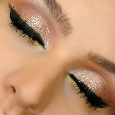 Neutral sparkle Coachella Make-up, Nailart Glitter, Amazing Wedding Makeup, Make Up Designs, Kiss Makeup, Eye Make, Prom Makeup, Pretty Makeup