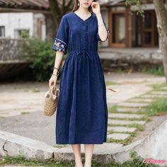 Elegant Long Dress with Adjustable Wraparound Waist and Cozy Silhouette Casual Short Sleeve Winter Dress, Casual Winter Dress For Day Out, Casual Short Sleeve Midi Dress For Winter, Comfortable Maxi Dresses, Long Fitted Dresses, Fitted Maxi Dress, Cotton Linen Dresses, Elegant Dresses Long, Skirt Belt