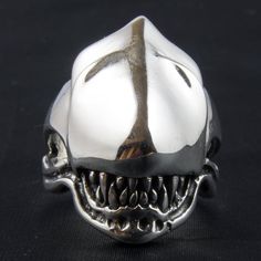 *  Awesome design of The Alien Head, Check out those teeth!!*  Hand made in our workshops in Devon*  .925 fully hall marked sterling silver ring*  Available in M - Z*  Special Sizes are available on request Collectible Silver Skull Ring In Stainless Steel, Collectible Silver Stainless Steel Skull Ring, Tree Of Life Ring, Alien Head, Band Metal, Head Ring, Lady Biker, Skull And Crossbones, Sterling Silver Bands