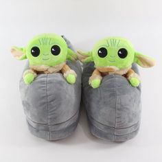 Brand New Without Tags Never Worn Excellent Condition One Size Fits Most (Like Your Average Small To Medium Women’s Sized Feet) Received As Gift Plush Shoes, Cartoon Shoes, Boy Toy, Plush Slippers, Bebe Baby, Winter Slippers, Star Wars Yoda, Warm Shoes, Star Wars Baby