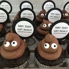 Poop Emoji Cupcakes, Emoji Cupcakes, Nursing School Graduation Party, Graduation Treats, Graduation Party High