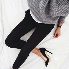 www.keepingupwithsocialmedia.com Style Casual Chic, Paris Mode, Cooler Look, Wearing Black