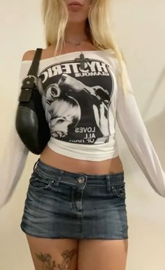 Hysteric Glamour Outfit, Different Body Sizes, The Nerve, Outfit Looks, Two Friends, Hysteric Glamour, Friends Show, Swaggy Outfits, Soft Grunge