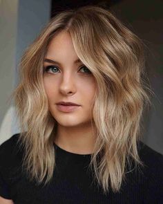 Lob Haircuts, Summer Hair Trends, Tan Skin Blonde Hair, Textured Haircut, Long Bob Haircuts, Lob Hairstyle, Lob Haircut, Long Bob Hairstyles, Haircuts For Fine Hair