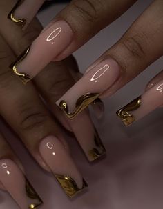 Nails With Gold, Valentine Nails, Dope Nail Designs, Short Square Acrylic Nails, Acrylic Nails Coffin Pink, Unique Acrylic Nails, Bling Acrylic Nails, Square Acrylic Nails