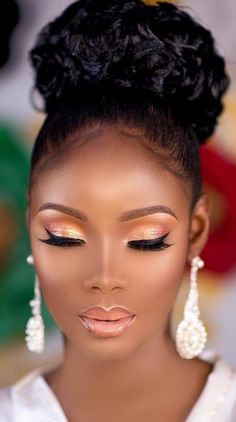 Makeup Ideas For Black Women Wedding, Makeup For Off White Dress, Makeup For African American Women Over 50, Evening Makeup Looks For Black Women, Bridal Makeup For Black Women Wedding, Make Up With Gold, Cute Wedding Makeup, Bridal Makeup Brown Skin, Black Wedding Makeup