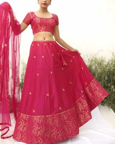 डिजाइनर कपड़े, The Secret Label, Anniversary Dress, Half Saree Lehenga, Floral Lehenga, Lehenga Gown, Indian Bride Outfits, Sari Dress