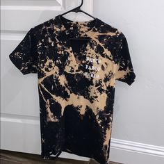 Never Worn Spring Washed Black T-shirt, Spring Black Washed T-shirt, Casual Black Top With Paint Splatter, Black Bleached Relaxed Fit Tops, Black Paint Splatter T-shirt For Summer, Black Hand Dyed Tops For Spring, Spring Black Hand-dyed Tops, Black Cotton Top With Paint Splatter, Casual Tie-dye Tops With Paint Splatter