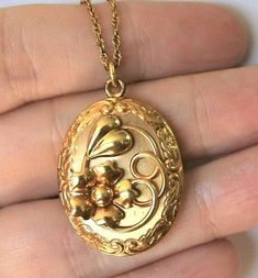 Oval Locket, Mirror Gold, High Relief, Gold Mirror, Gold Filled Jewelry, Vintage Art Deco, 10k Gold, Vintage Gold, Antique Gold