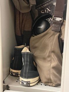 School Locker, Downtown Girl, Dark Academia Aesthetic, Fast Forward, Academia Aesthetic, School Motivation, Intj, The Marauders