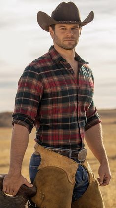 Cowboy Outfit For Men, Rugged Cowboy, Mode Country, Handsome Cowboys, Cowboy Pictures, Cowboys Men, Urban Cowboy, Scruffy Men, Looks Country