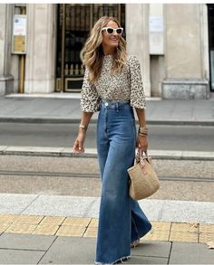 Stile Casual Chic, Look Zara, Night Skirt, Looks Jeans, Looks Country, Outfit Primavera, Dress Party Night, Turtleneck Top, Mode Inspo