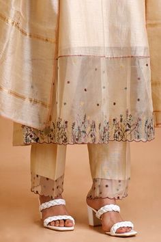 Ivory kurta in silk chanderi and organza base with embroidery details. Paired with an inner, pant and dupatta. - Aza Fashions Kurta Pant Set, Women Kurta, Straight Kurta, Ivory Silk, Kurta With Pants, Set Women, Pant Set, Embroidery Details, Aza Fashion