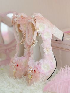 Princess Shoes Heels, Cherry Blossom Heels, Sakura Outfits Cherry Blossoms, Princess High Heels, Pink Flower Heels, Pink Princess Shoes, Kawaii Heels, Princess Heels, Sakura Wedding