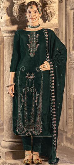 Green color Salwar Kameez in Velvet fabric with Resham, Thread, Zari work Velvet Kameez, Velvet Designer Suits, Velvet Kurta, Velvet Dupatta, Match Velvet, Bridesmaid Saree, Party Sarees, Designer Suit, Designer Salwar